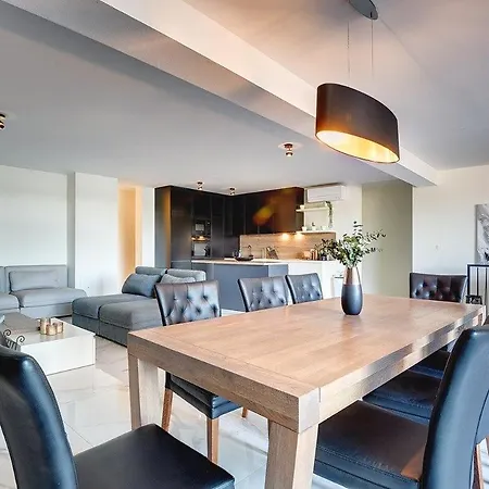Sea Apartment *
