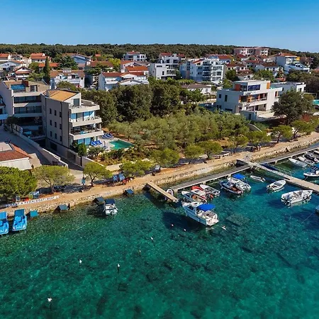 Sea Apartment Pjescana Uvala